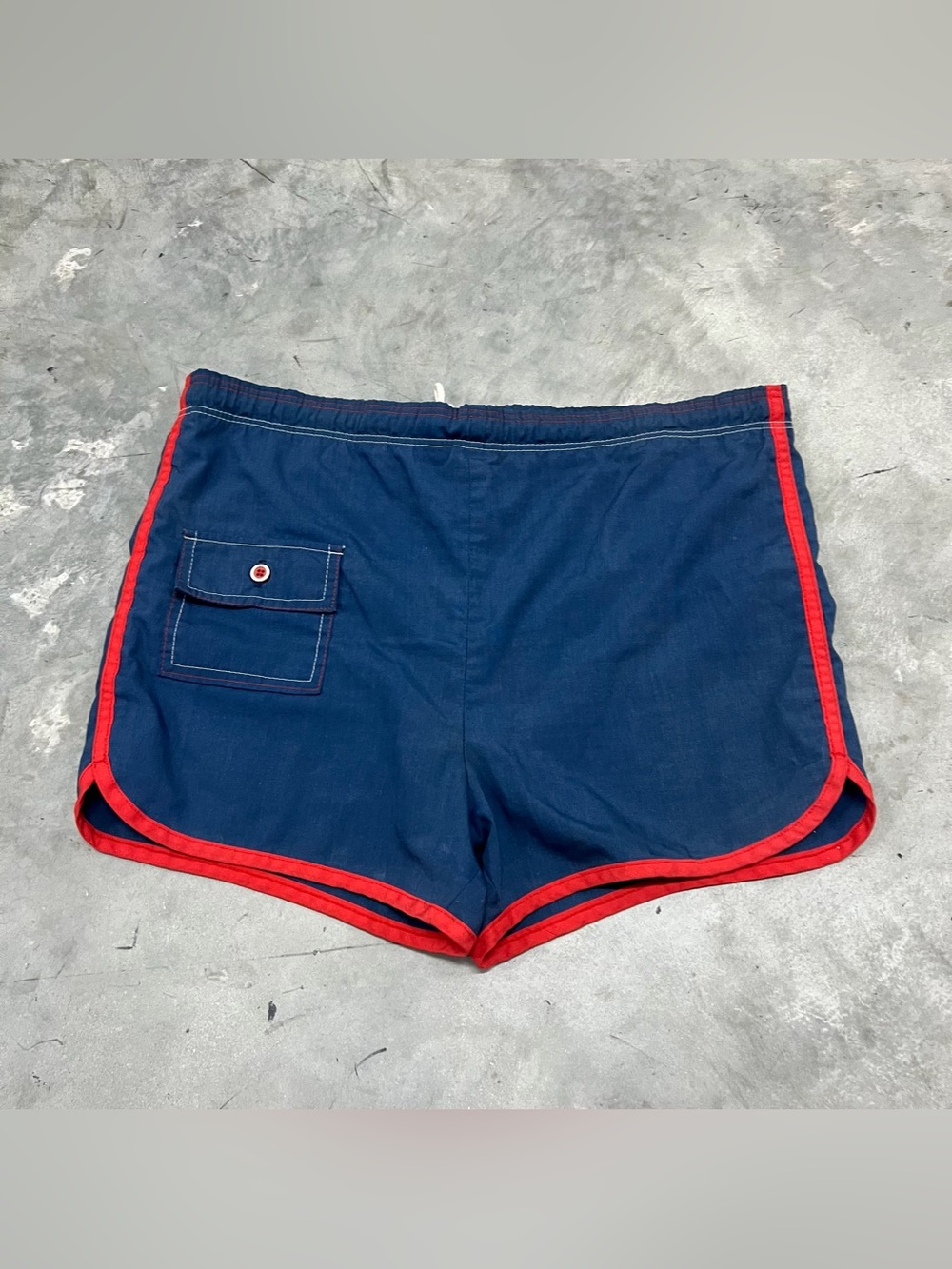 60’s Vintage Catalina Men's 34 Blue Red Swim Shorts Made In California USA Lined
